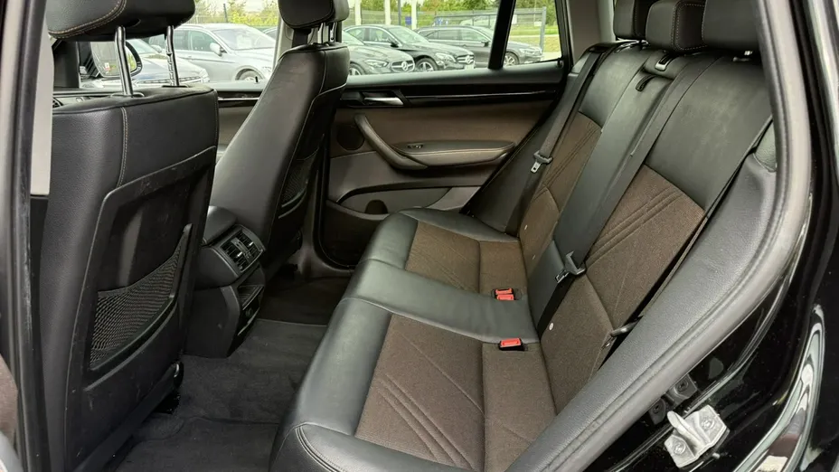 BMW X3 -