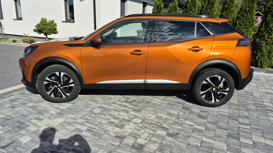 PEUGEOT 2008 -