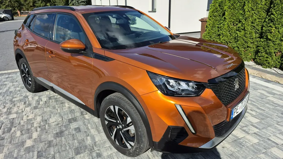 PEUGEOT 2008 -