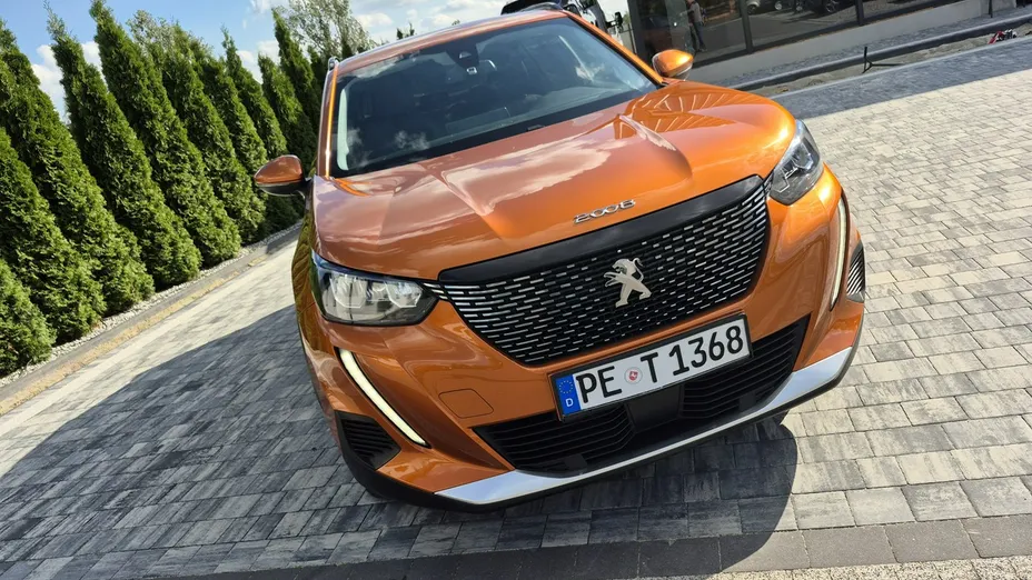 PEUGEOT 2008 -