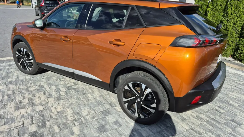 PEUGEOT 2008 -