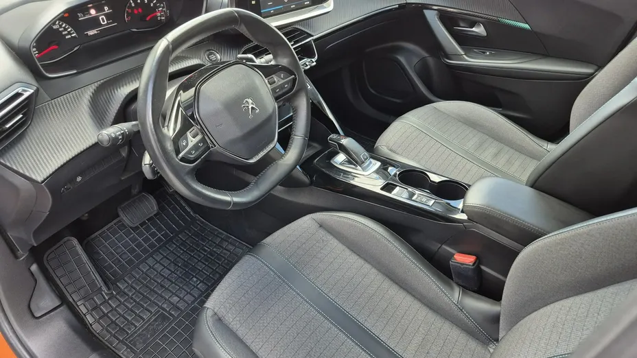 PEUGEOT 2008 -