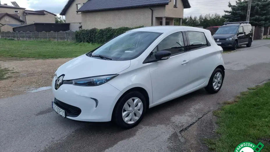 RENAULT ZOE -