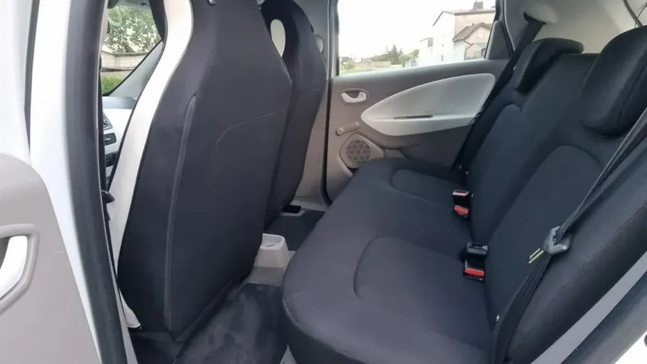 RENAULT ZOE -