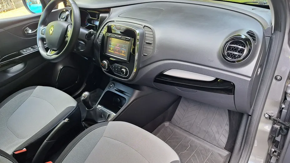 RENAULT Captur -