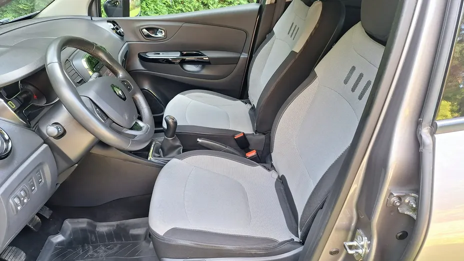 RENAULT Captur -