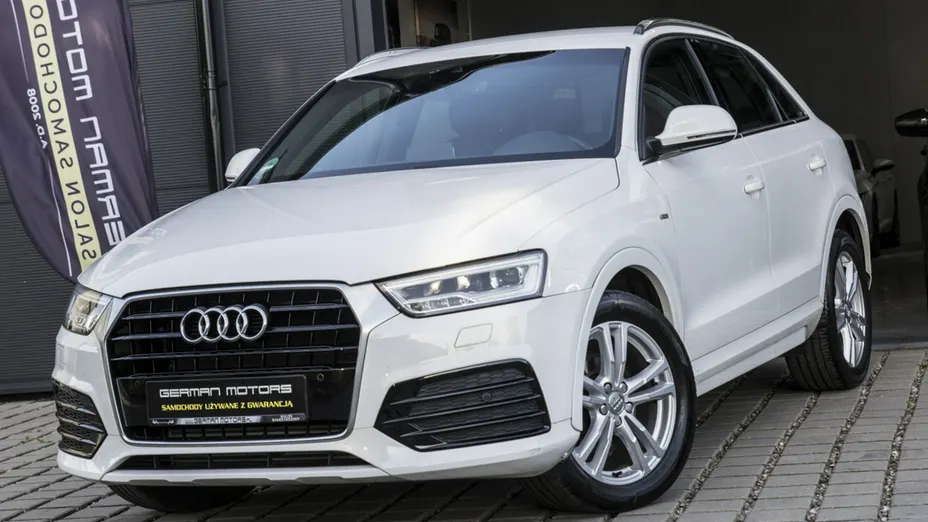 AUDI Q3 -