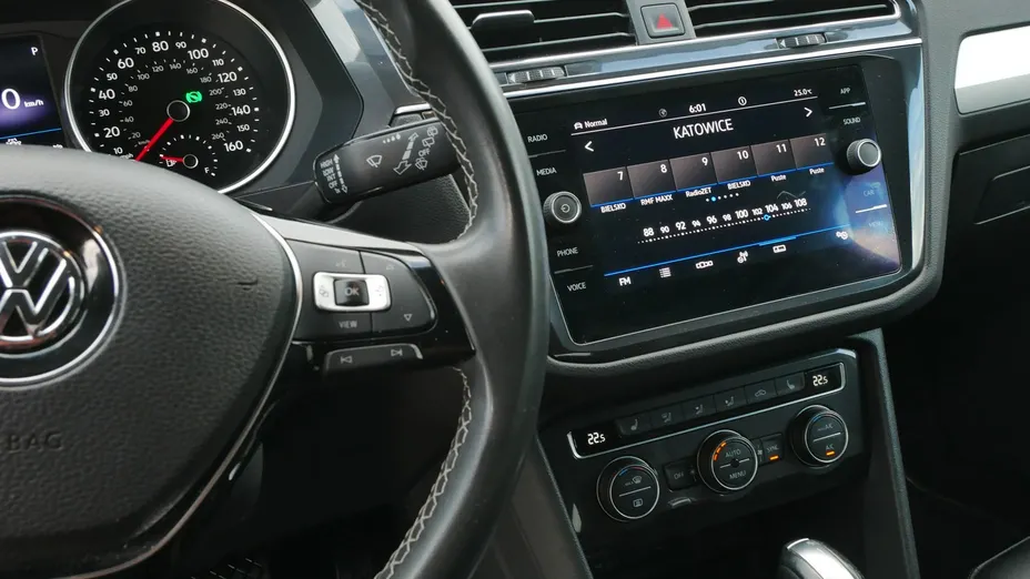 VOLKSWAGEN Tiguan Allspace -