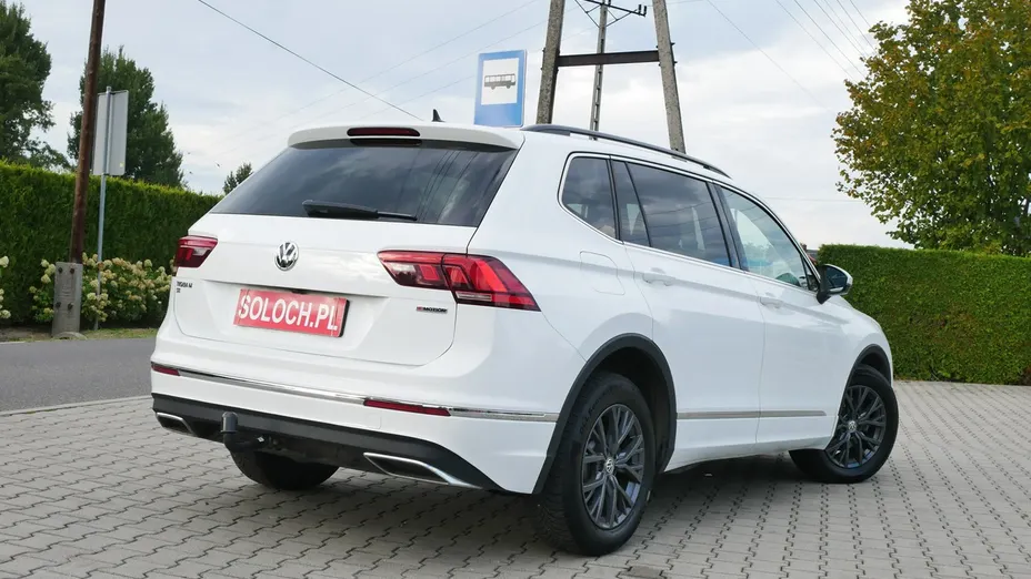 VOLKSWAGEN Tiguan Allspace -