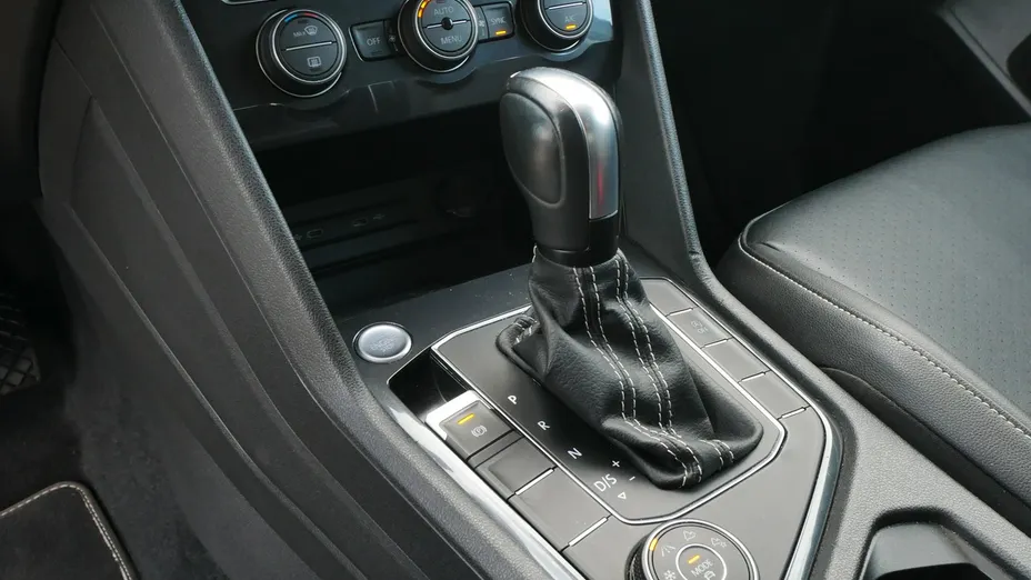 VOLKSWAGEN Tiguan Allspace -
