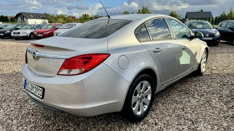 OPEL Insignia -