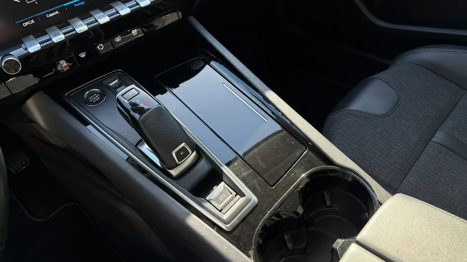 PEUGEOT 508 -