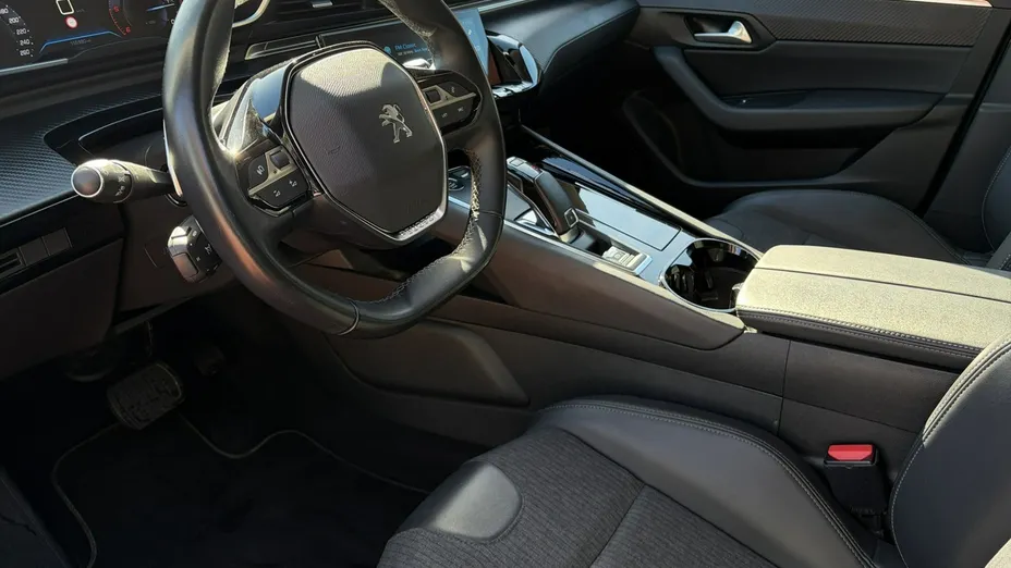 PEUGEOT 508 -