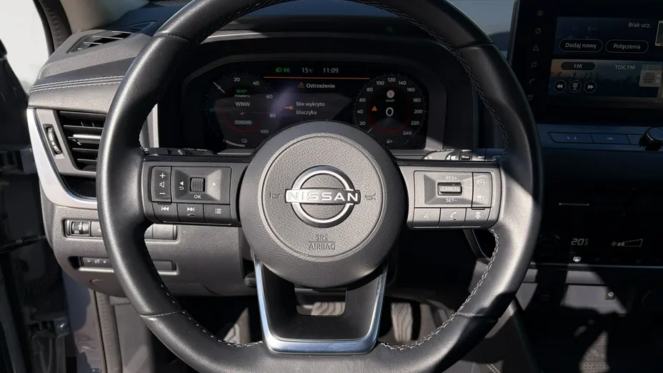 NISSAN Qashqai -