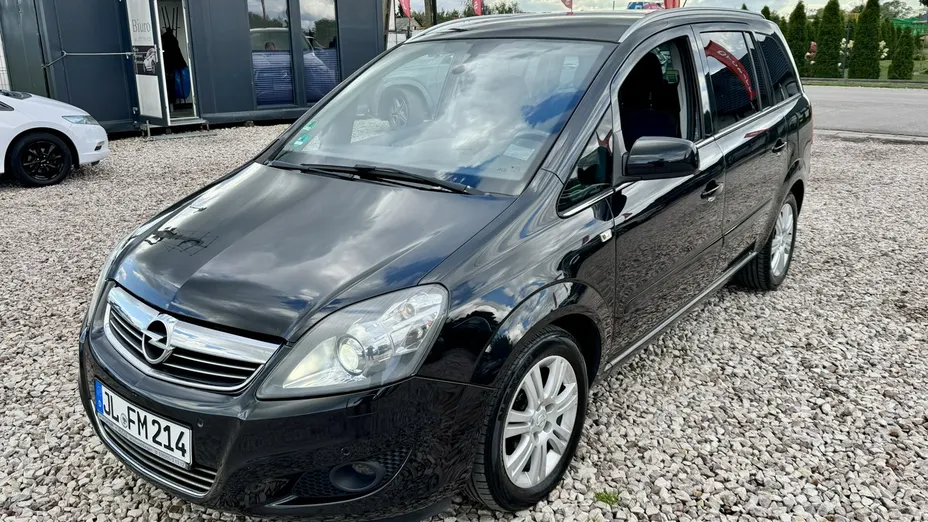 OPEL Zafira -