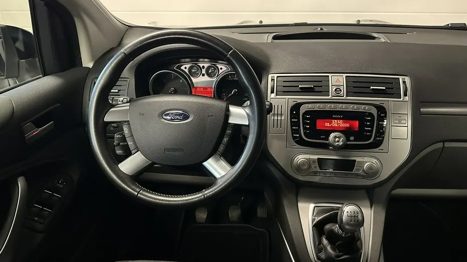 FORD Kuga -