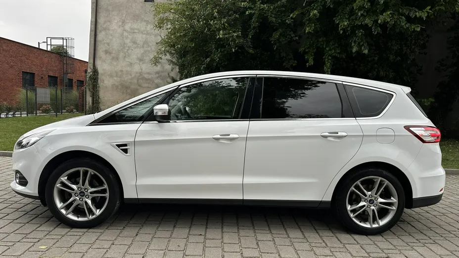 FORD S-MAX -