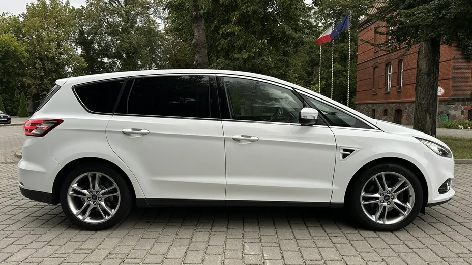 FORD S-MAX -