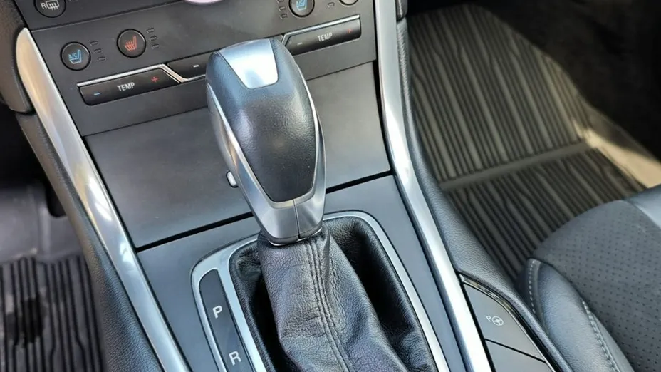 FORD Edge -