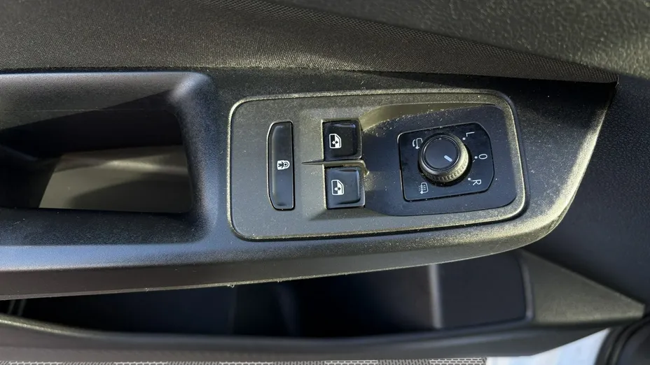 FORD Tourneo Connect -