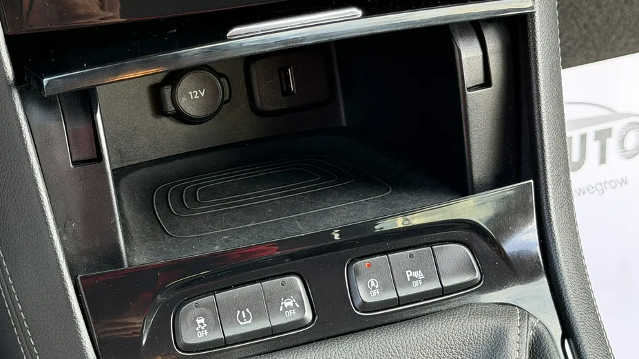 OPEL Grandland X -