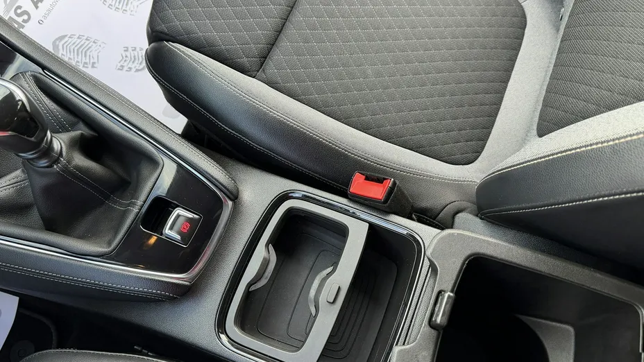 OPEL Grandland X -