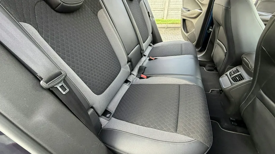 OPEL Grandland X -