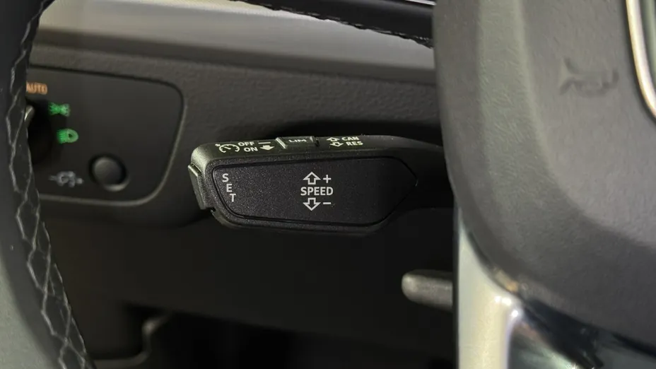 AUDI Q5 -