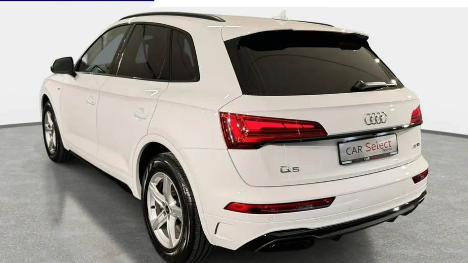 AUDI Q5 -