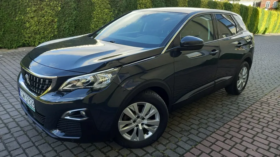PEUGEOT 3008 -