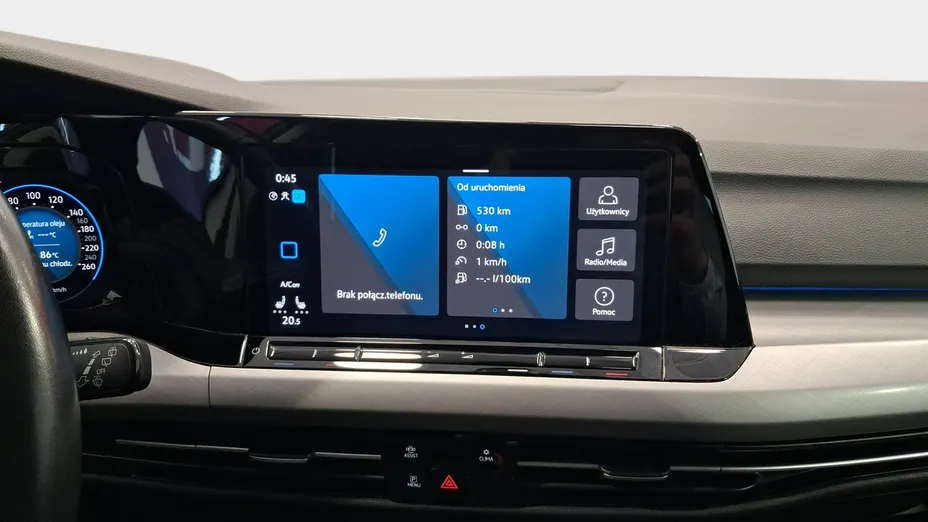 VOLKSWAGEN Golf -