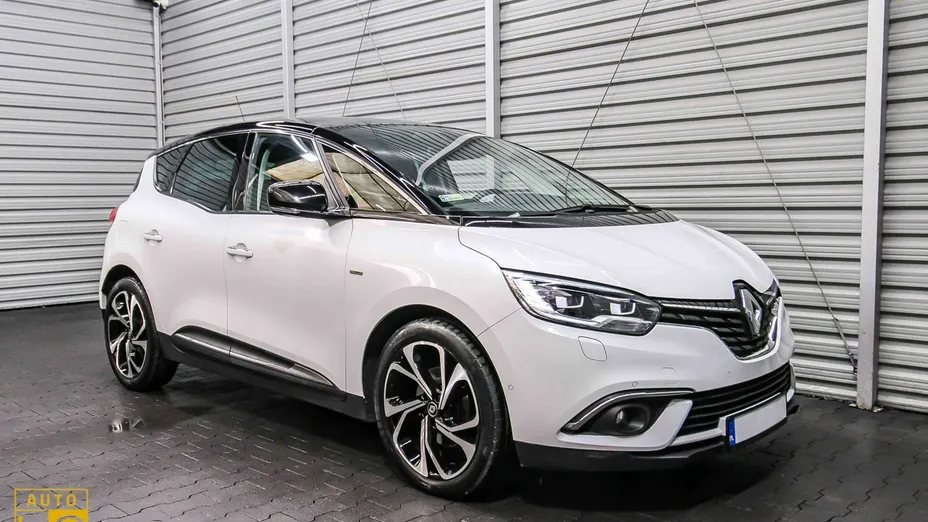 RENAULT Scenic -