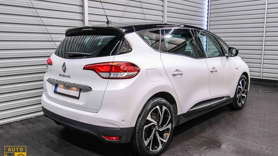RENAULT Scenic -