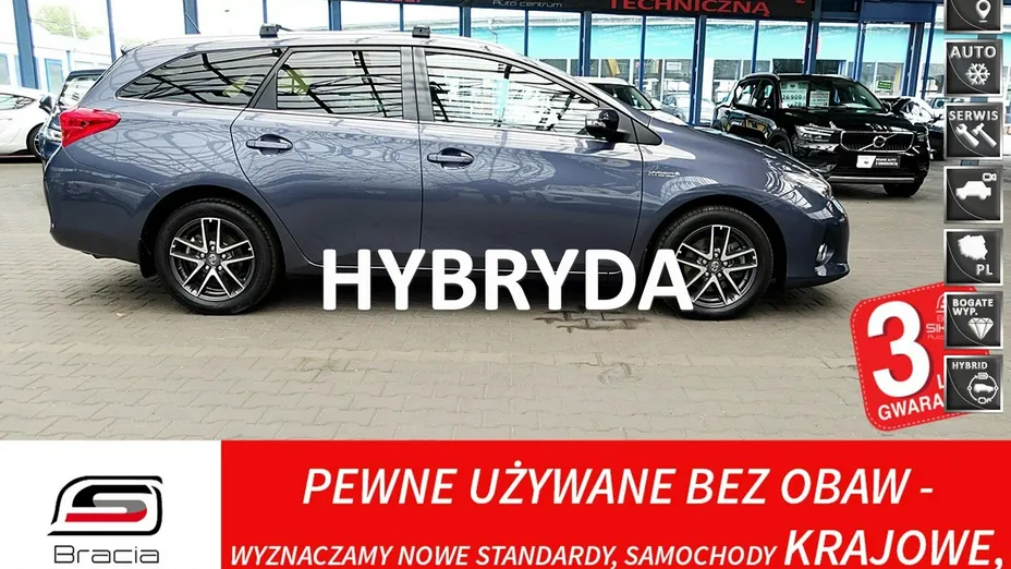 TOYOTA Auris -