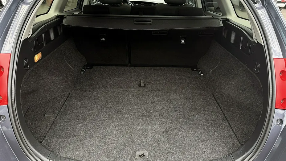 TOYOTA Auris -