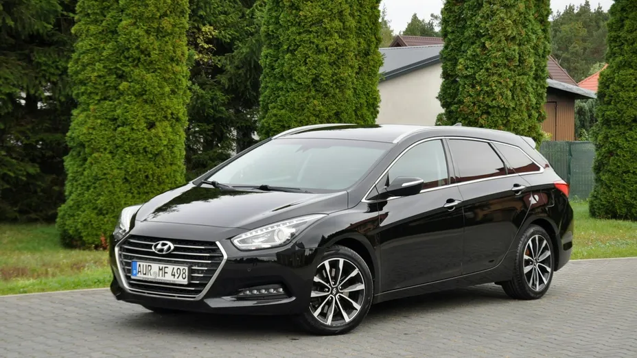 HYUNDAI i40 -