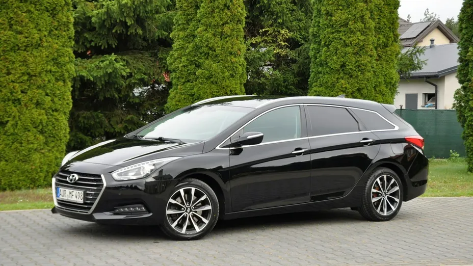 HYUNDAI i40 -