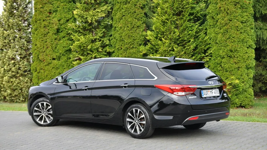 HYUNDAI i40 -