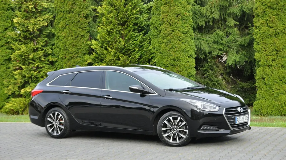 HYUNDAI i40 -