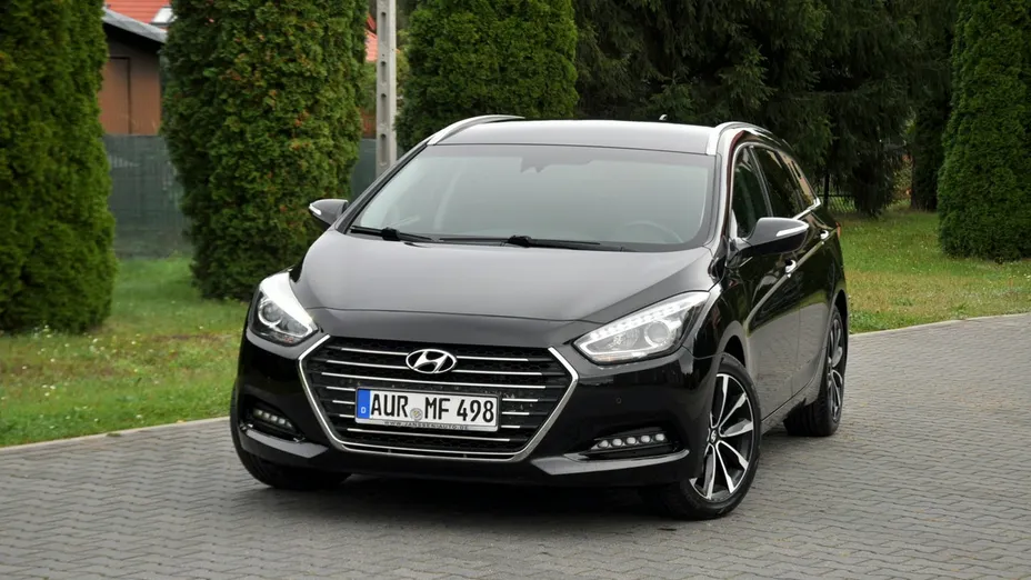 HYUNDAI i40 -