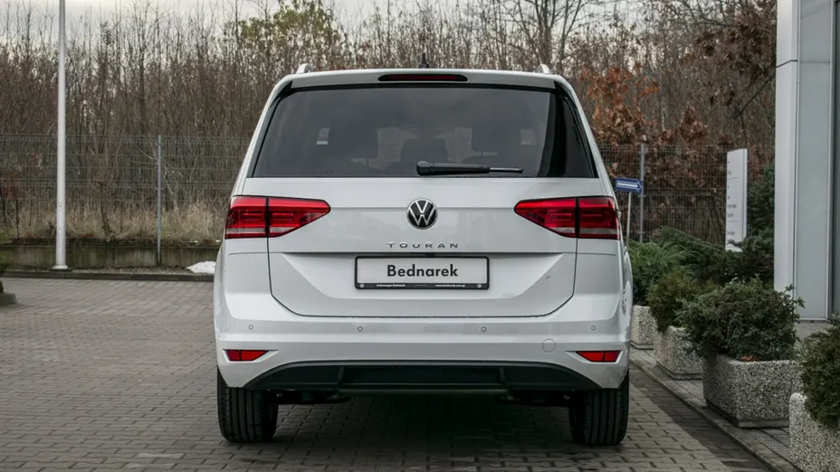 VOLKSWAGEN Touran -