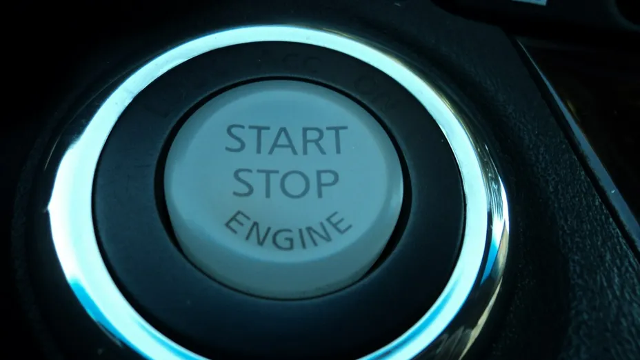 INFINITI M -