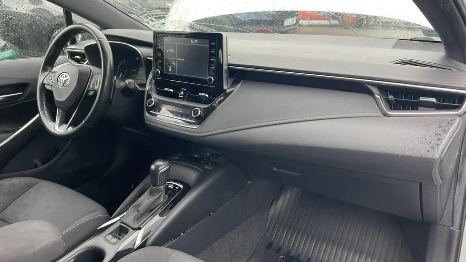 TOYOTA Corolla -
