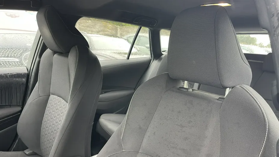 TOYOTA Corolla -