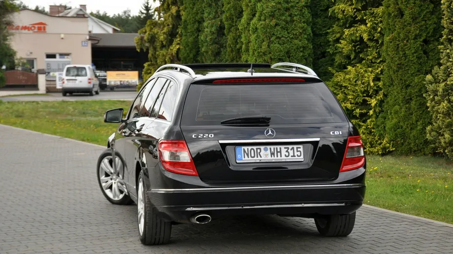 MERCEDES-BENZ C Klasa -