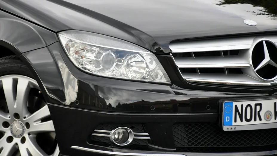 MERCEDES-BENZ C Klasa -