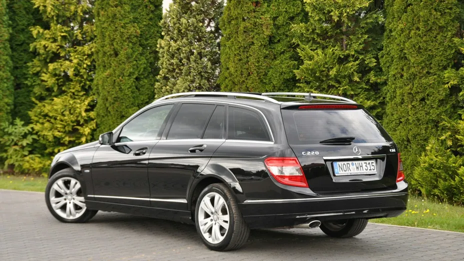 MERCEDES-BENZ C Klasa -