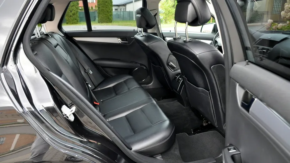 MERCEDES-BENZ C Klasa -