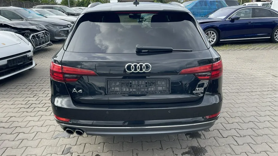 AUDI A4 Avant -