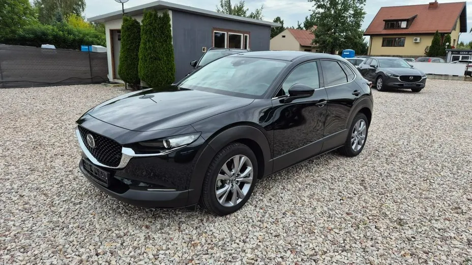MAZDA CX-30 -